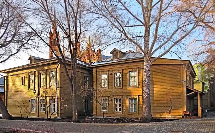 Самарский Литературно-Мемориальный Музей им. М. Горького С Музеем-Усадьбой А.Тол