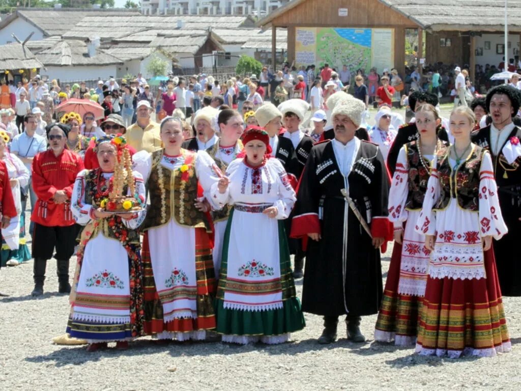 Повседневная жизнь казачьего населения. Традиции Кубанского казачества Кубани. Казачьи традиции на Кубани. Традиции казачества в Краснодарском крае. Культура народов Казаков на Кубани.