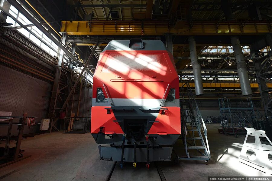 Уральский железнодорожный завод. Вагоностроительный завод увз. Завод уральские локомотивы. Уральский железнодорожный завод. Локомотивы верхняя пышма.