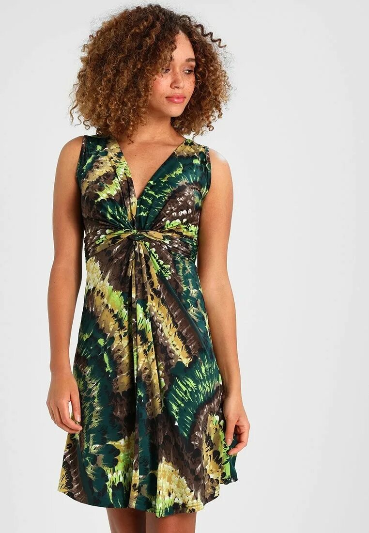 Сарафан женский 2022. Сарафан 2022. Модные сарафаны 2022 лето. Зеленый летний сарафан 2020. Сарафан 2022.