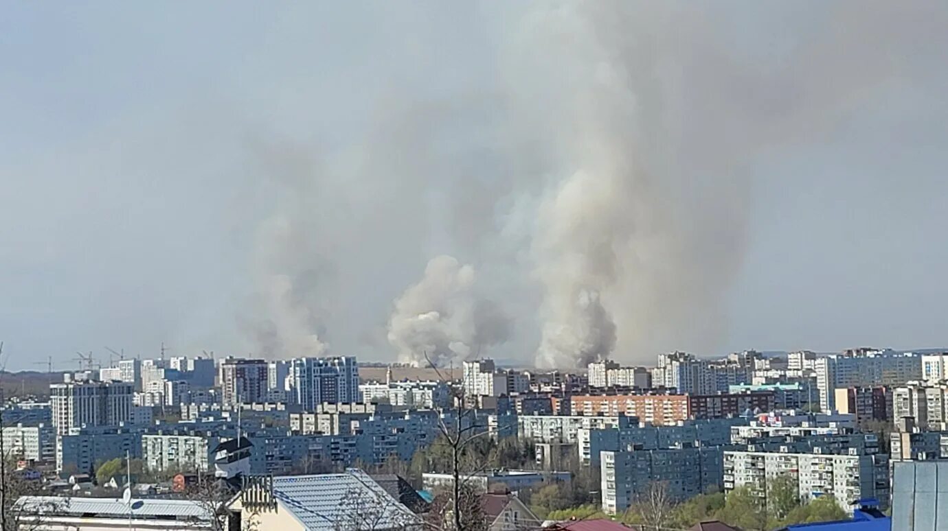 Заря сгорела. Пенза пожар Арбеково. Пожар в Пензе сейчас. Пожар картинки. Пожар горит.