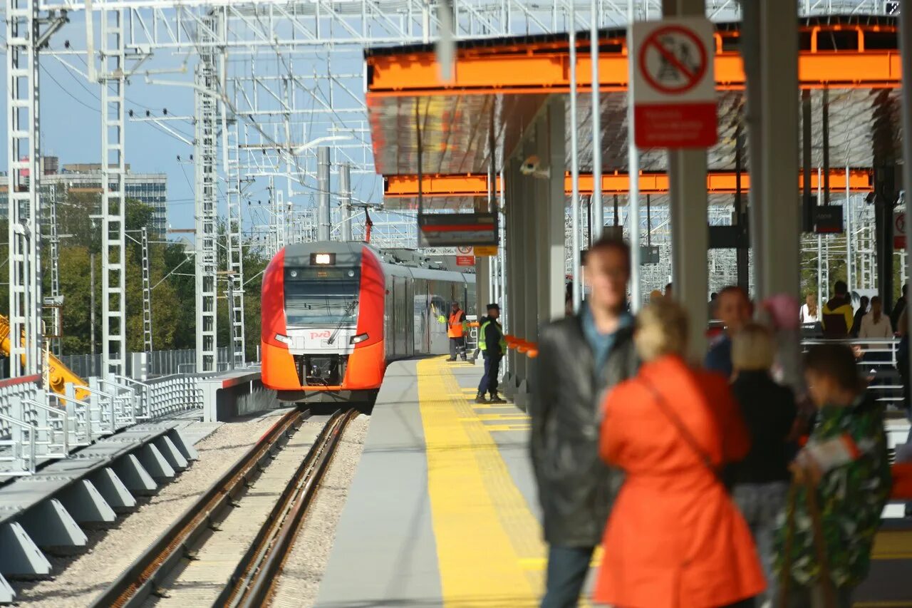 Мцк магадан. Мцк новохохловская. мцк фото. мцк поезда. мцд новохохловская.