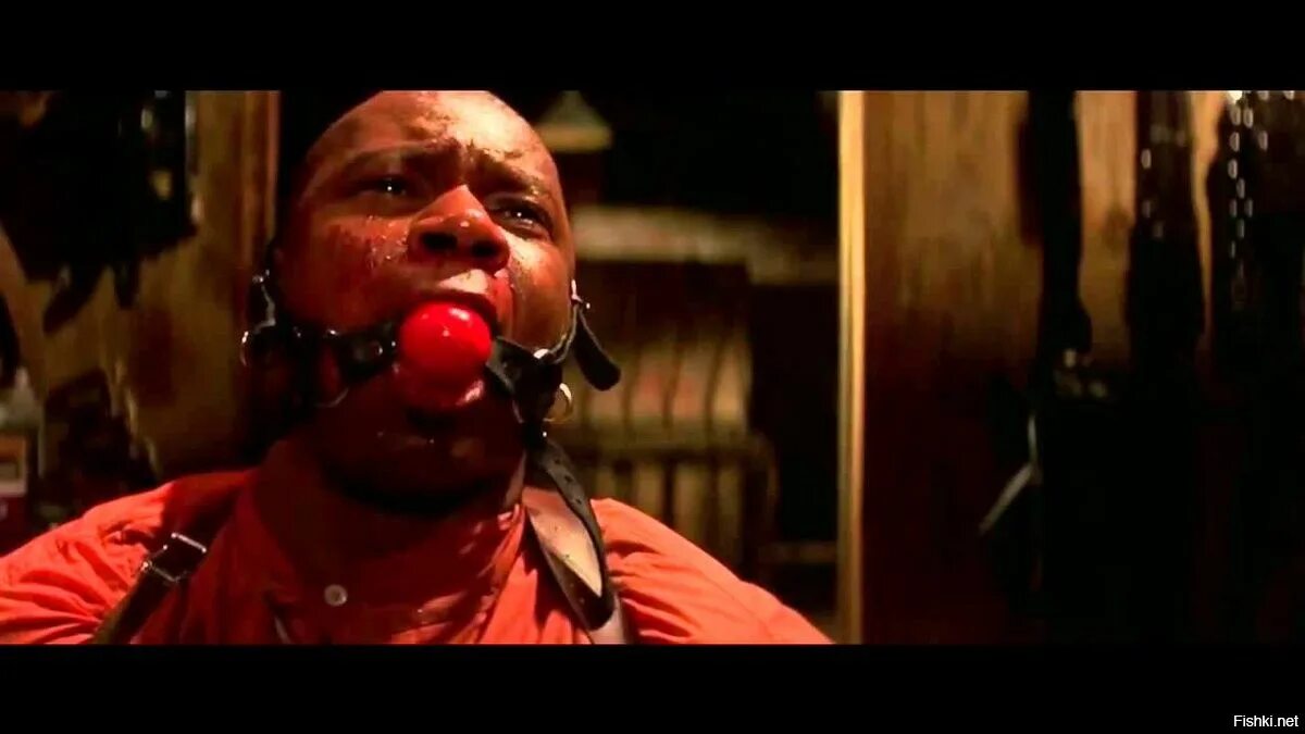 Парень с кляпом во рту. Связанный мальчик с заклеенным ртом. Аниме парень с подтяжками. Человек в ошейнике арт. Связанный мужчина.