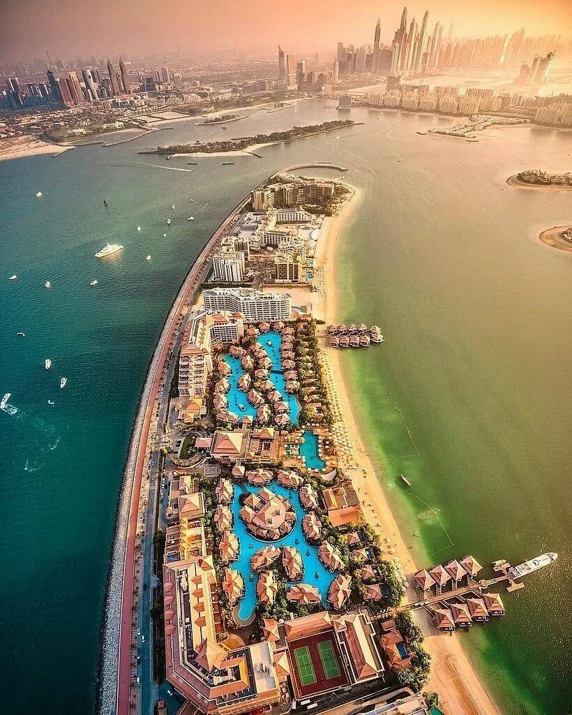 Джумейра Дубай. Пальма Джумейра 2020. Дубай Palm Jumeirah. Дубай остров Пальма Джумейра отель.