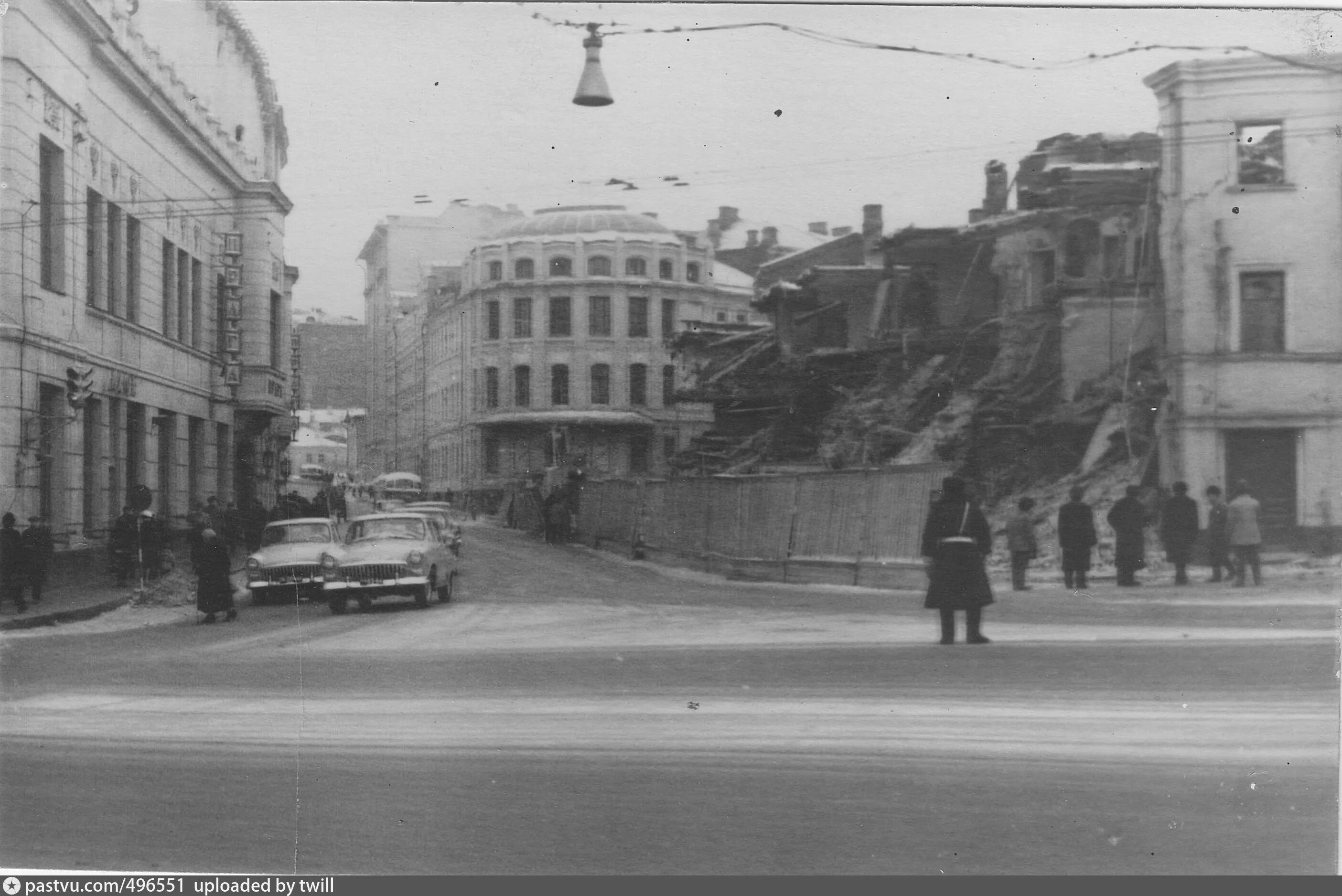 Художественный арбатская площадь 14. Арбатская площадь 1910. Арбатский рынок в Москве. Арбатский рынок на Арбатской площади. Арбат 1975.