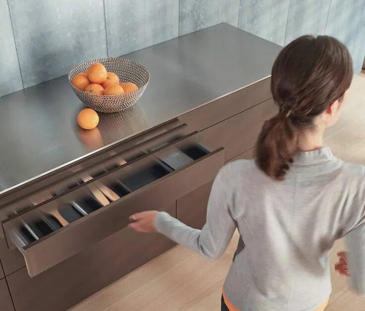 Blum revego. Фурнитура blum tip-on. типон blum. legrabox blum. blum tip-on для ящиков.