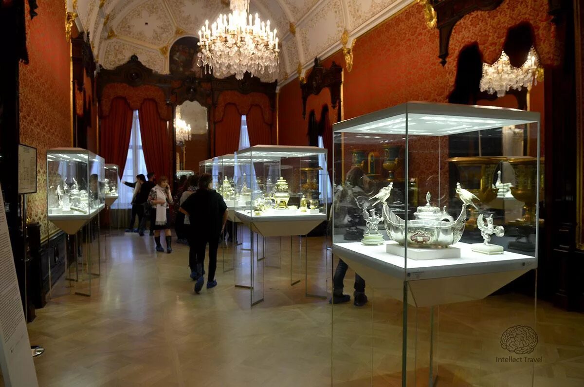 музей романтики в мадриде. музей фаберже самовар. самый дорогой музей. музей фаберже, санкт-петербург, набережная реки фонтанки, 21. музей фаберже санкт-петербург рыцарский зал.