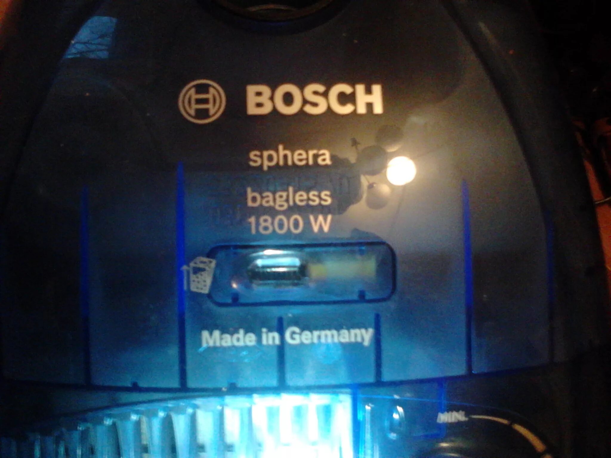 1800 28. Bosch Sphera Bagless 1800w. Bosch Sphera 28 1800w фильтр. Bosch Sphera 1800w Bagless пылесос. Пылесос Bosch Sphera 28 1800w.