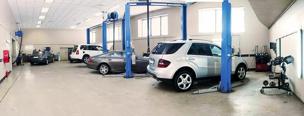 Автосервис третьяковский. Современный автосервис. автосервис небольшой. предприятия автосервиса. чистый автосервис.