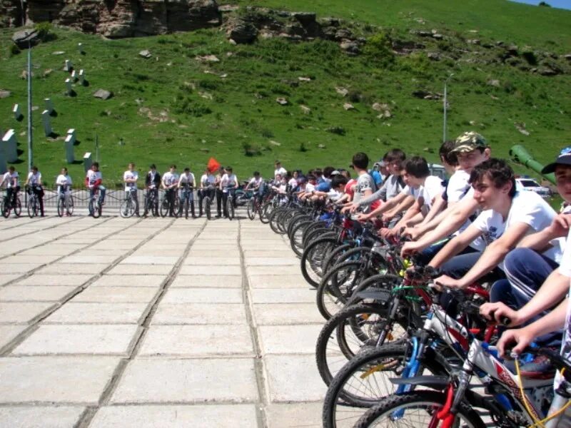 Погода на 10. Погода в карачаевске на неделю точный. Погода в карачаевске на неделю точный. Магазин велосипедов в карачаевске. Аллея героев карачаевск.