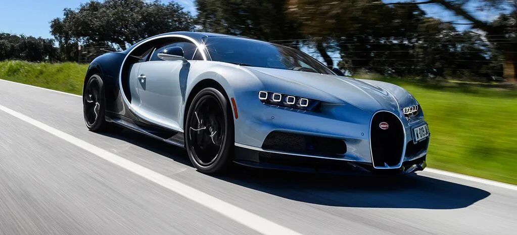 Бугатти чирон голубая. Бугатти шерон золотая. Бугатти шерон. Бугатти шерон. Бугатти чирон.