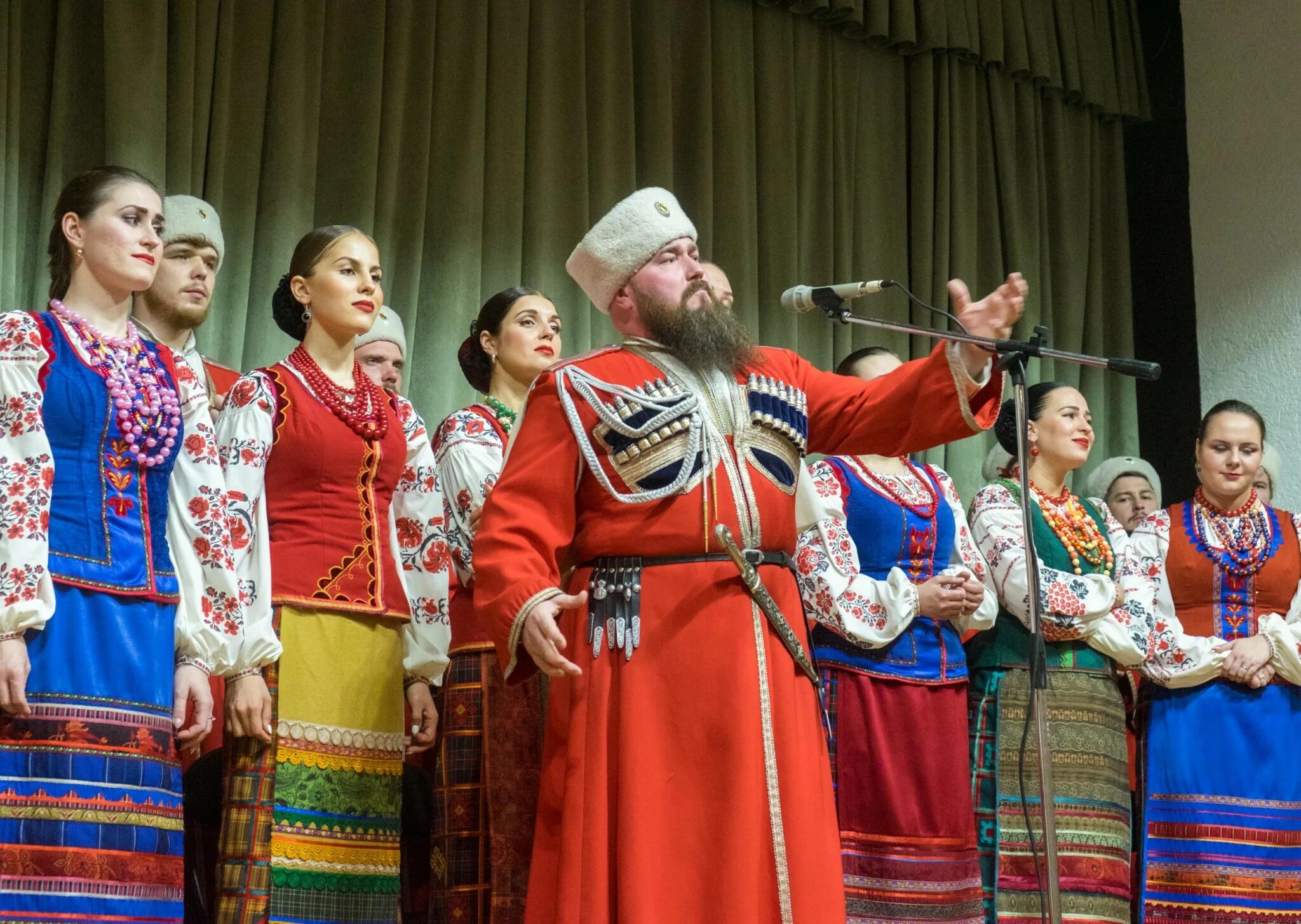 Кубанский хор Захарченко. Кубанский казачий хор Захарченко. Казачий хор руководитель