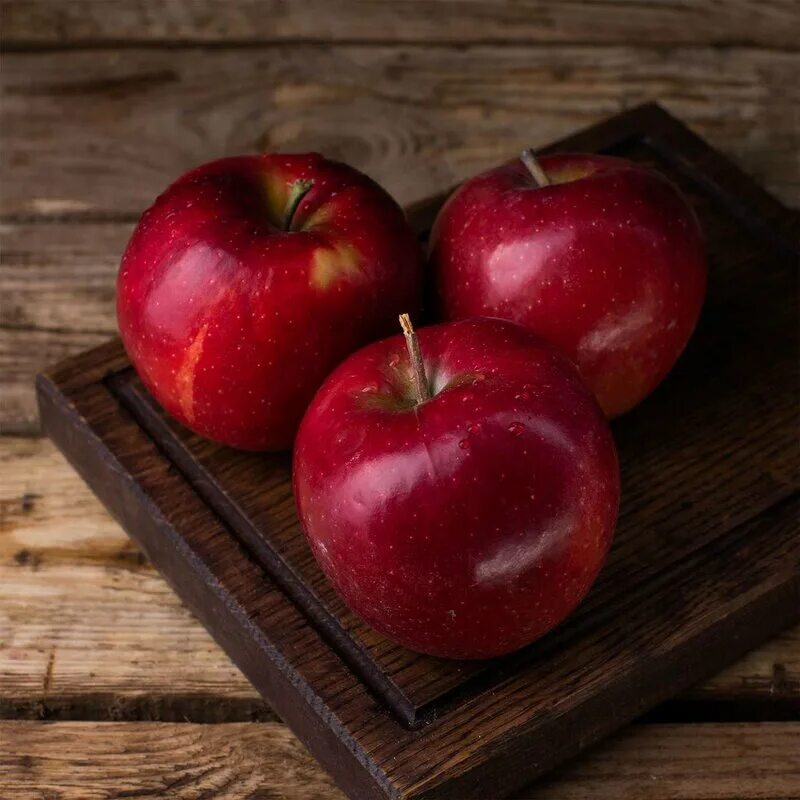 Яблоки черный принц молдова 1кг. Яблоки ред принц. Яблоки ред чиф. Яблоки ред принц. Яблоки черный принц молдова 1кг.