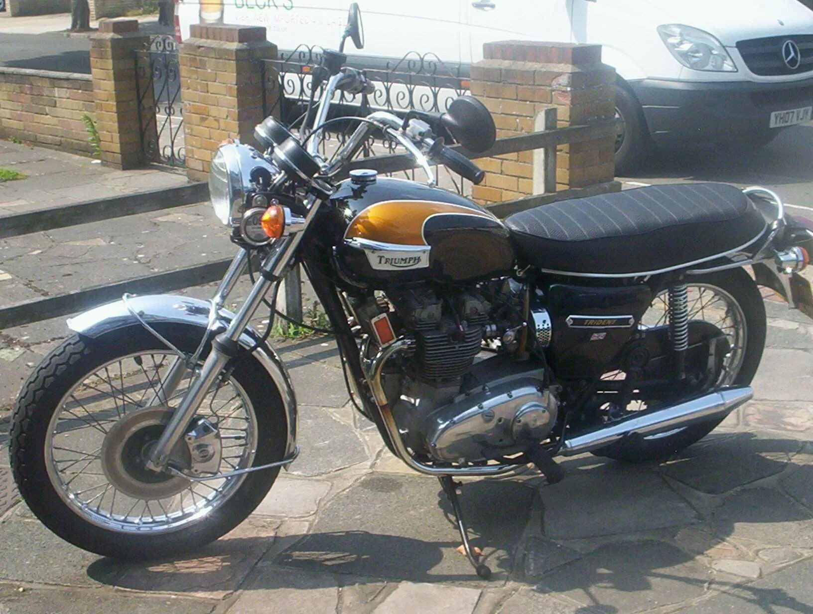 Триумф 150. Triumph trident 750. 2025 triumph trident 750. triumph trident 1970. triumf 150 (2-4).