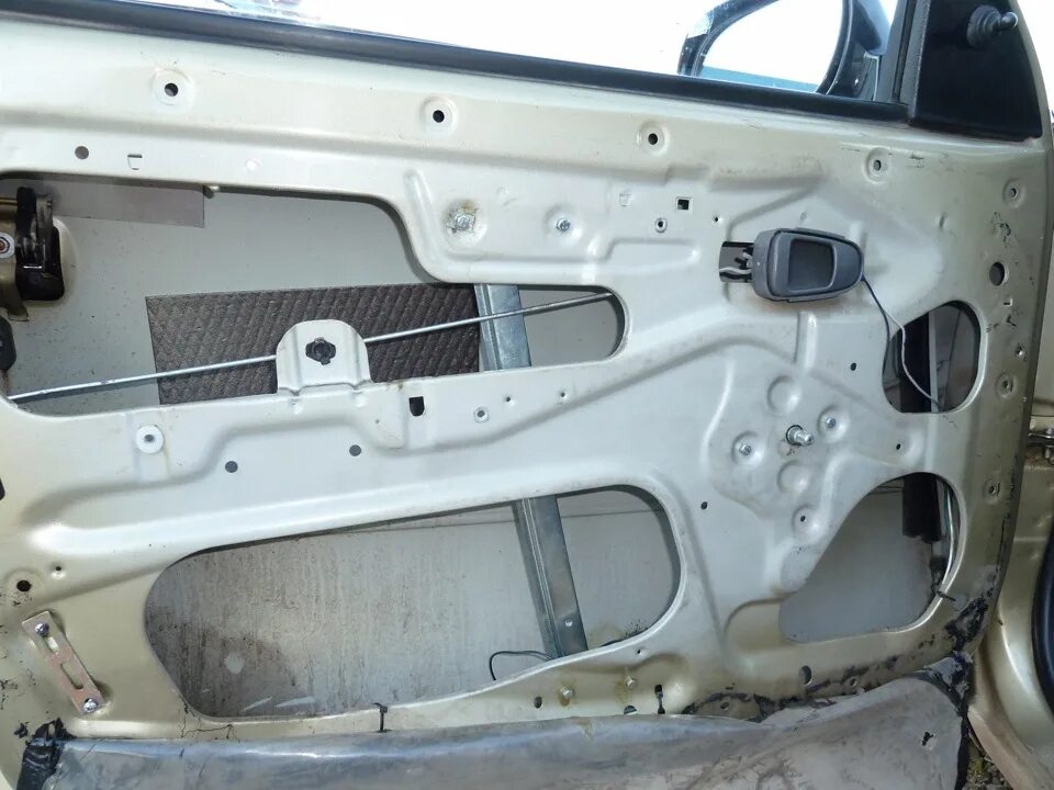 ОБШИВКА ЗАДНЕЙ ДВЕРИ I Daewoo Nexia Дэу Нексия (каталог запчастей)