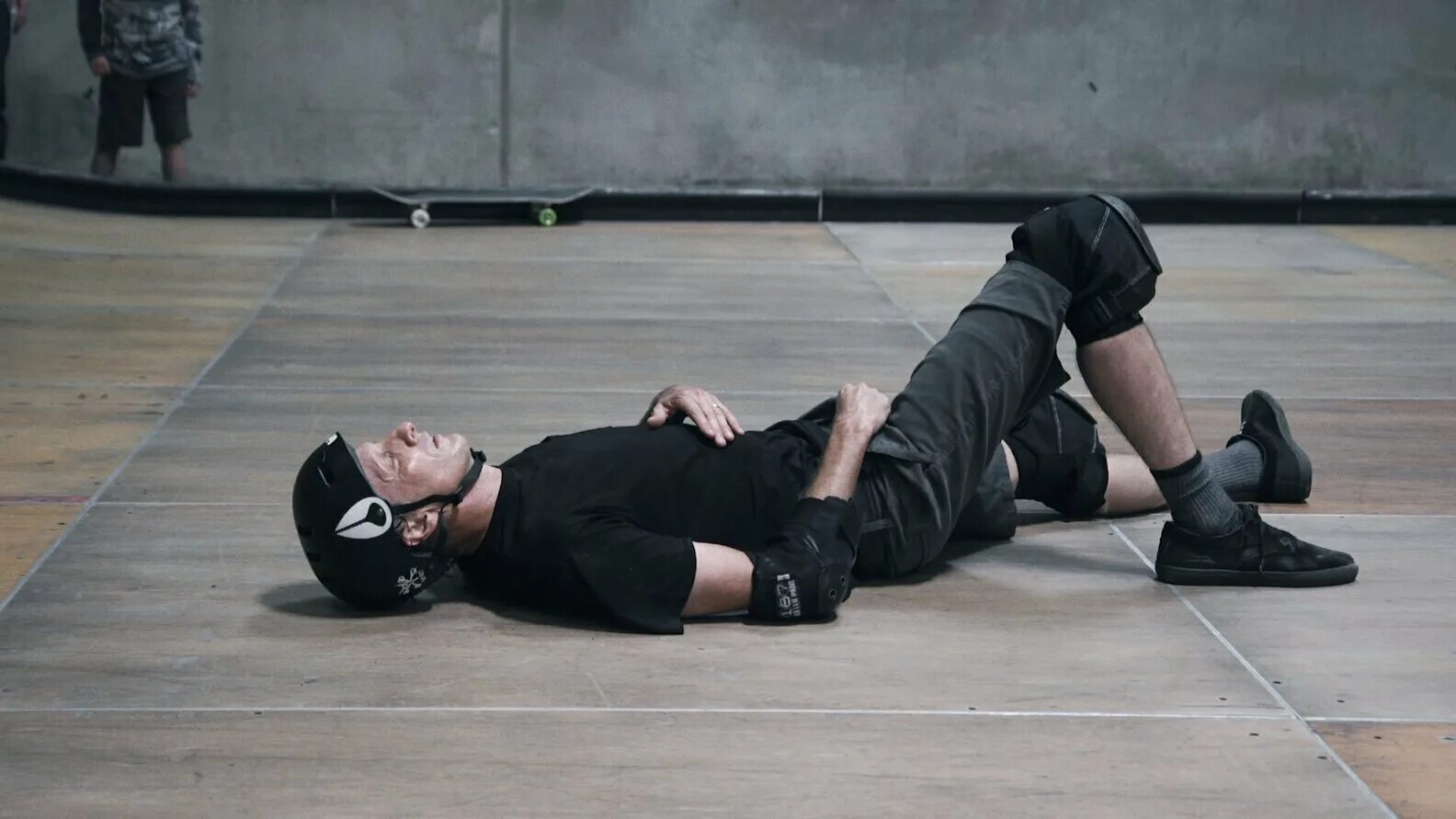 Tony hawk 2022. Пока не отвалятся колеса. Пока не отвалятся колеса. Тони хоук скейтбордист. Пока не отвалятся колеса.