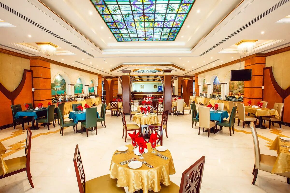 Sahara beach resort 5. Сахара бич резорт шарджа. sahara beach resort spa 5 шарджа. sahara beach resort spa ex royal beach 5 оаэ шарджа. sahara beach resort &amp; spa (ex. royal beach) 5*.
