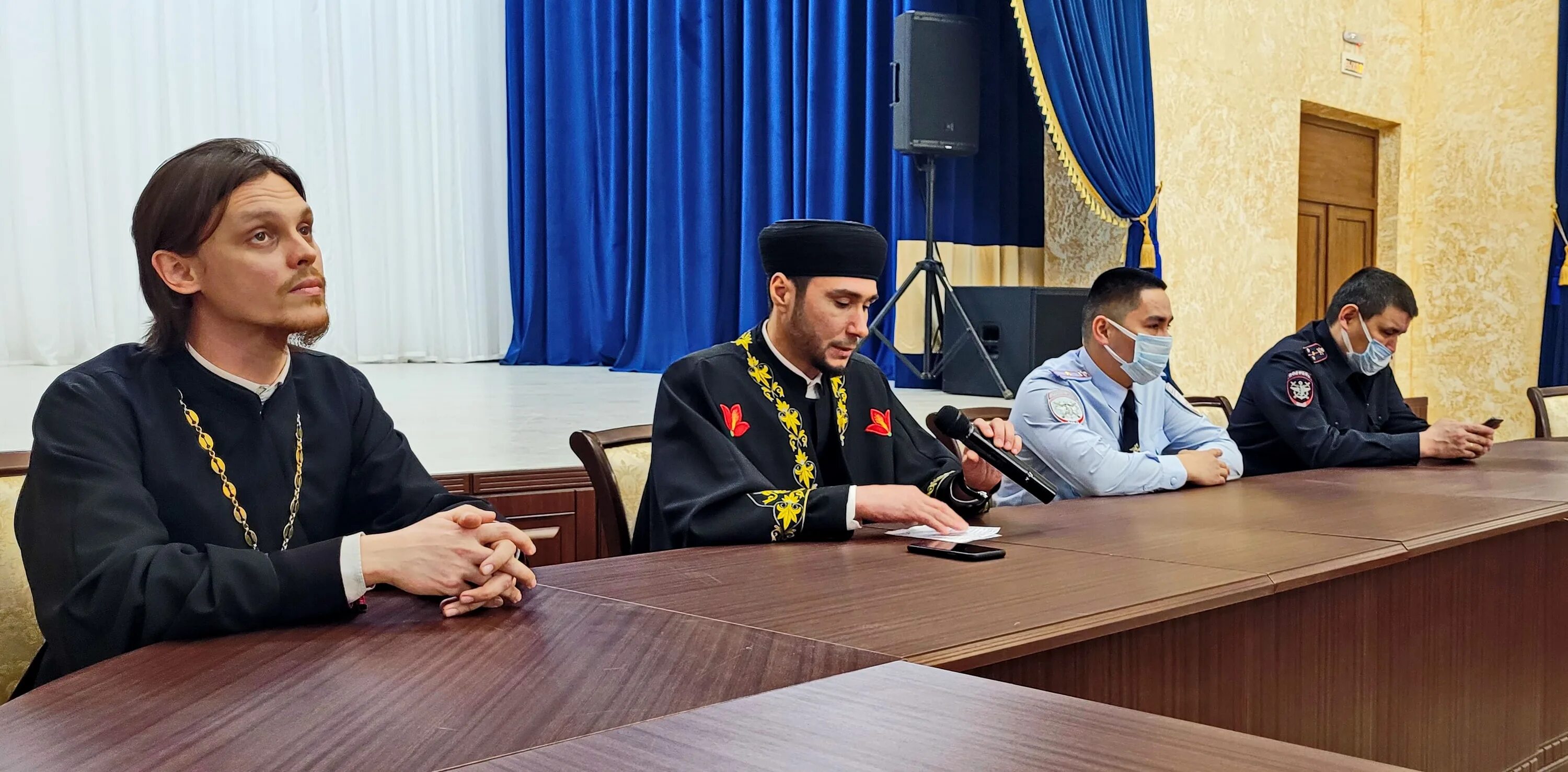 астраханский ло. астраханский ло. астрахань начальник линейного отдела. астраханский линейный отдел мвд россии на транспорте. астраханский ло урумбаев.