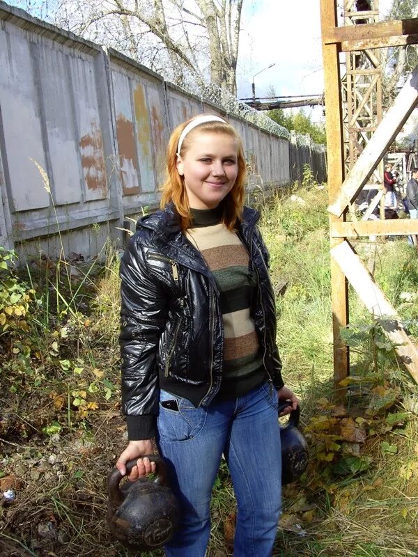 деревенские женщины за 50. оксана карандашева кич городок. познакомиться с девушкой с сельской местности. простые русские девушки в деревнях. знакомствосдеревенскоидевушкои.