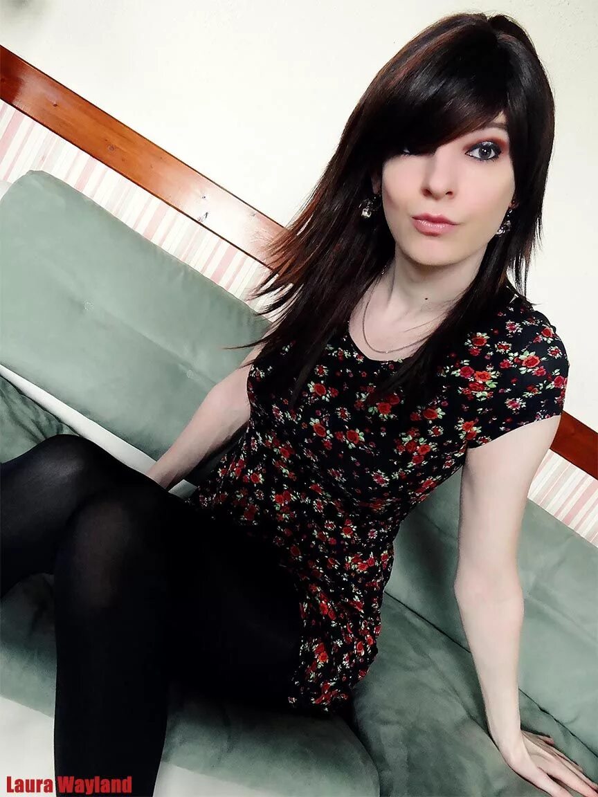 Femboy crossdressed. Laura Wayland. Фембой Laura Wayland. Pretty фембой. Саша фембой.