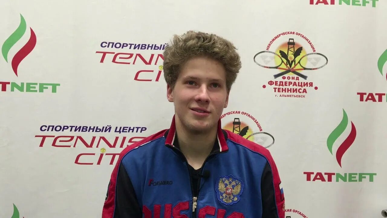 Урсу теннис. Макс шин теннис. Урсу теннис. Урсу теннис. Урсу теннис.
