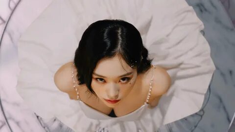 Dreamcatcher Gahyeon Maison 