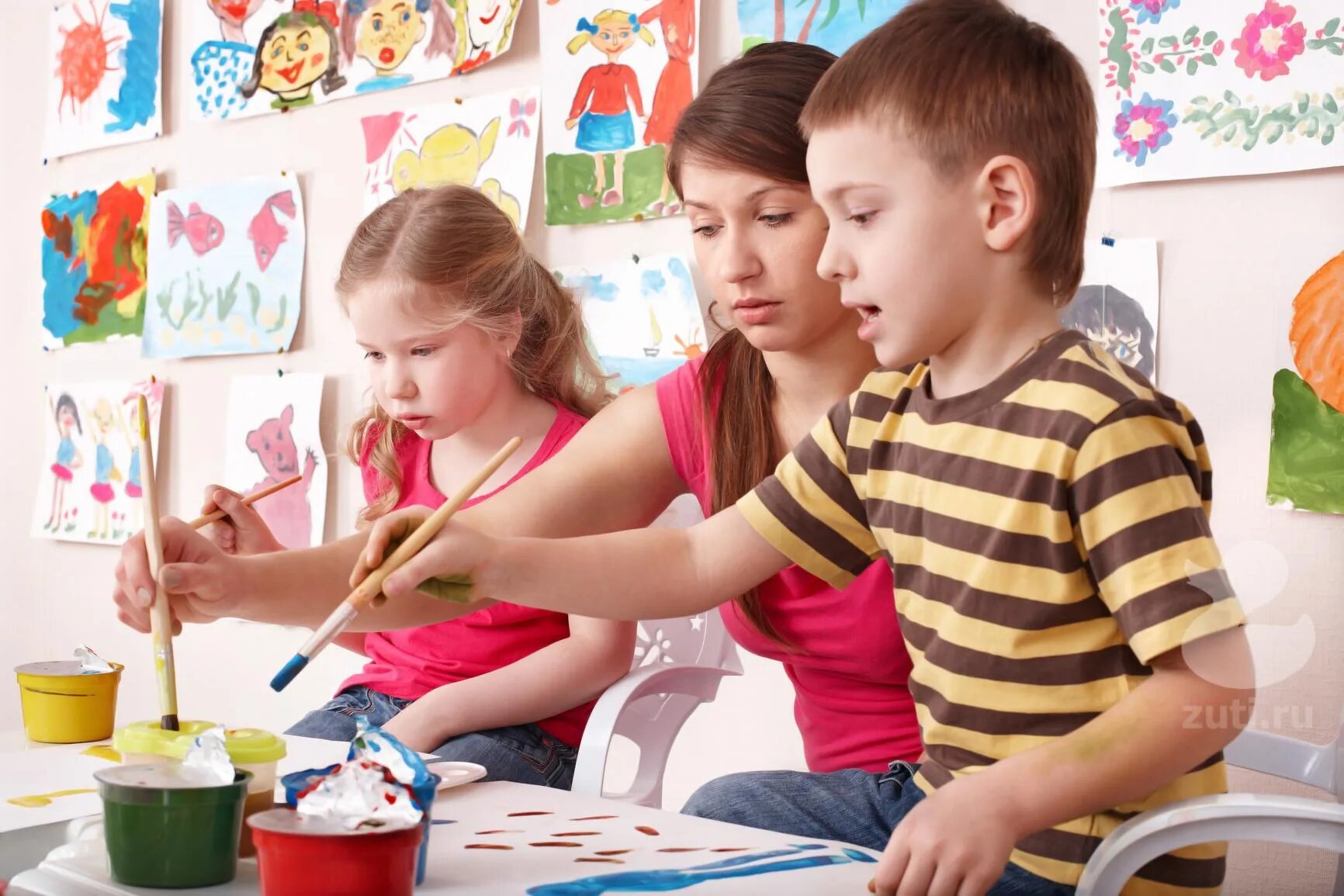 Кружок рисования для детей. Занятия рисованием с детьми. Творческие занятия для детей. Художественное творчество детей.