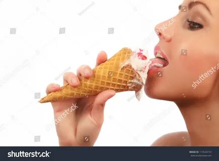 Licking ice cream: стоковые изображения в HD и миллионы других стоковых фот...