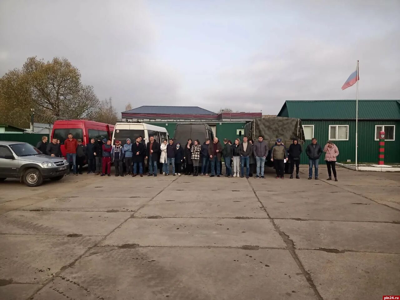 Таможенный пункт пропуска езерище. Кпп езерище. Езерище граница с россией. Езерище граница с россией. Езерище граница.