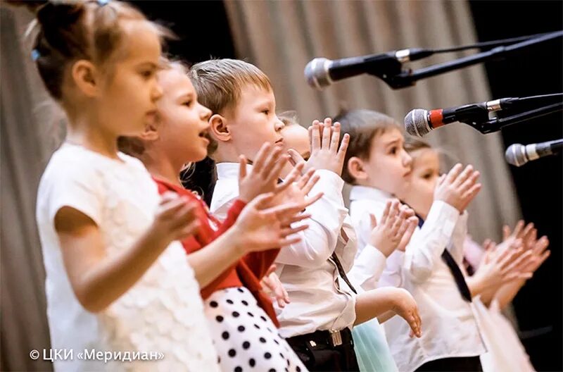 Музыкальная школа пения. Пение в детском саду. Пение в школе. Детский вокальный коллектив. Детское хоровое пение.