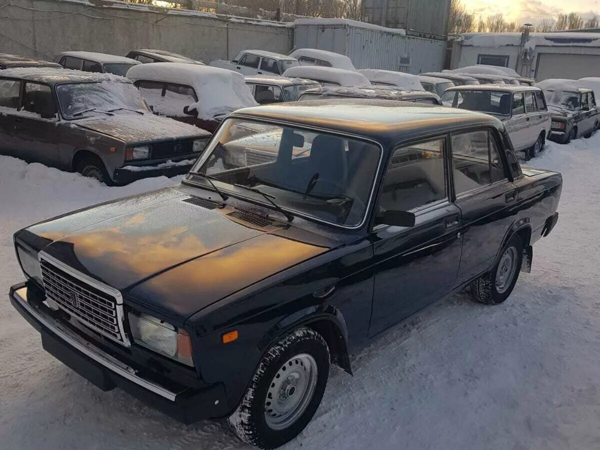 ВАЗ 2107 новая с завода черная. Новая ВАЗ 2107 В Тольятти. Купить новый 2107 без пробега