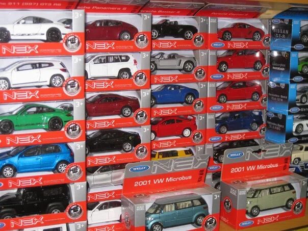 Cars 3 mattel radiator springs 10 pack. Лучшие фирмы машинок. Лучшие фирмы машинок. Welly 52020e велли модель машины 1:60 яйцо-сюрприз. Коллекция игрушечных машин.