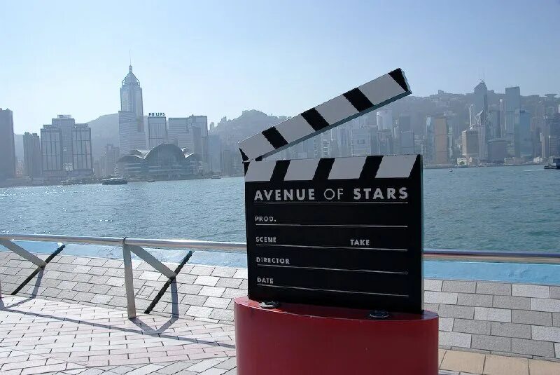 Авеню звезд. Авеню звёзд гонконг. Авеню звезд. Авеню звезд. Авеню оф старс гонконг.