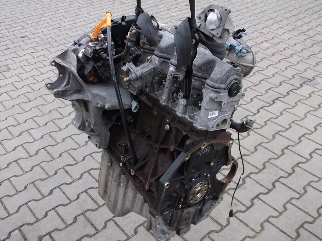 Купить двигатель 2.5 дизель фольксваген. Мотор Crafter 2/5. Двигатель Volkswagen Crafter 2.5 TDI. Двигатель Фольксваген Крафтер 2.5 дизель. Volkswagen Crafter двигатель 2.0.