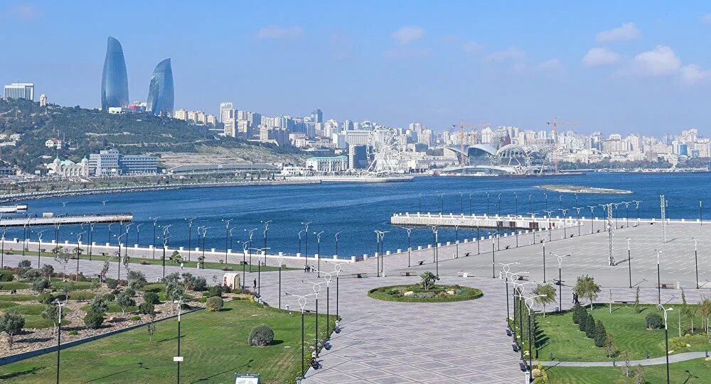 Атмосфер баку. Баку столица море. баку каспий. азербайджан баку море. азербайджан баку каспийское море.