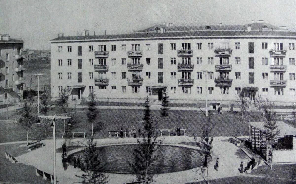 Первая хрущевка в Москве Гримау 16. Черемушки Москва 1960е. Хрущевки в Москве 60е годы. Панельные хрущёвки 60х. Черемушки 16