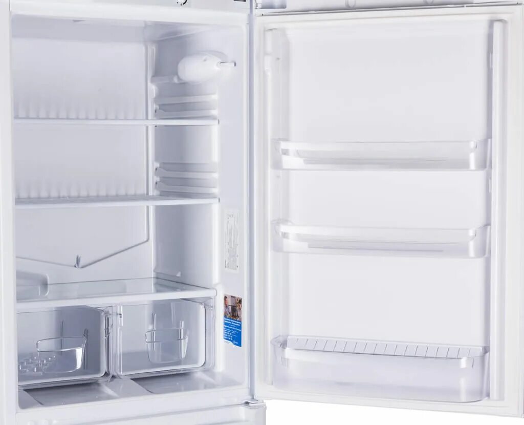 Пустой холодильник. Капельная система разморозки холодильника. Холодильник LG капельный. Холодильник Indesit IBD 5515 S uk запчасти. Капельная система размораживания холодильника.