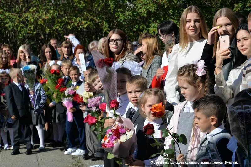 Школа 11 Курган. 11 Школа Курган новая. Школа 25 Курган. Школьник Курган.