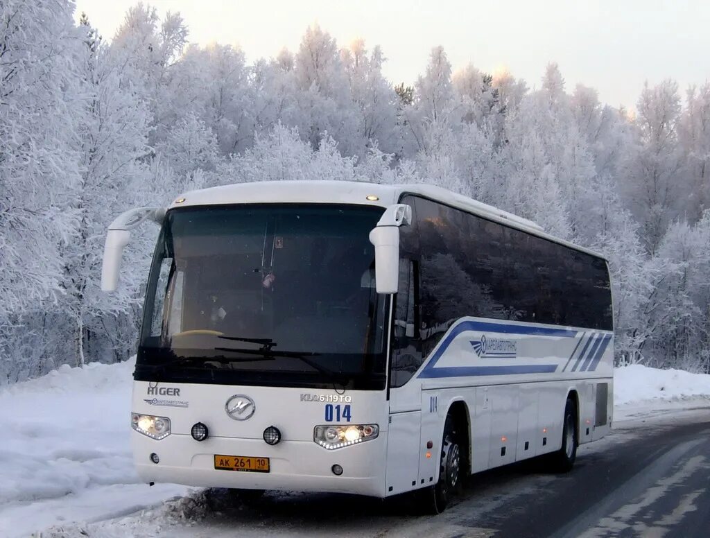 Автобус междугородный петрозаводск. Хайгер автобус klq6119tq. Higer klq6119tq 2022. Higer 6119 2022. Омскоблавтотранс Higer klq6119tq.