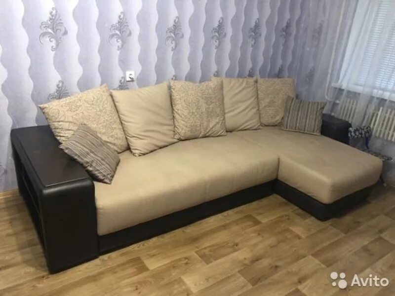 Диван угловой ричмонд гмф 419. Уголок диван два кресла кровати. Угловые диваны на юле. Авито угловой московская область. Угловой большой диван на авито.
