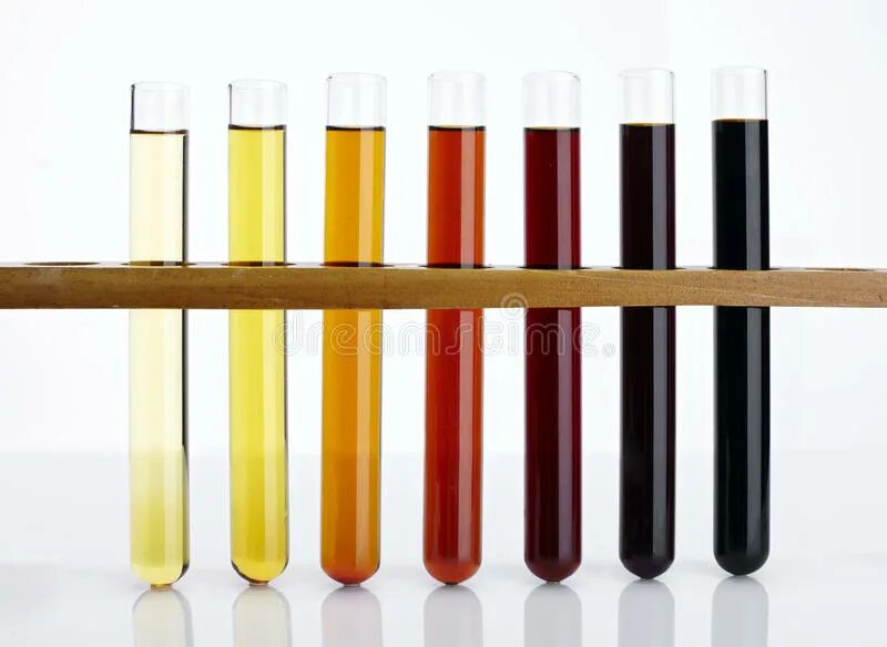 T me glass lab. Пробирка с черной жидкостью. Комоды лабораторное стекло. Паулс с пробиркой. Создание коричневого цвета в химии.