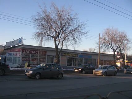 Космонавтов 48