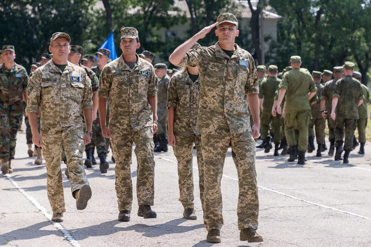 Описание в отпуске. Вернется через неделю.