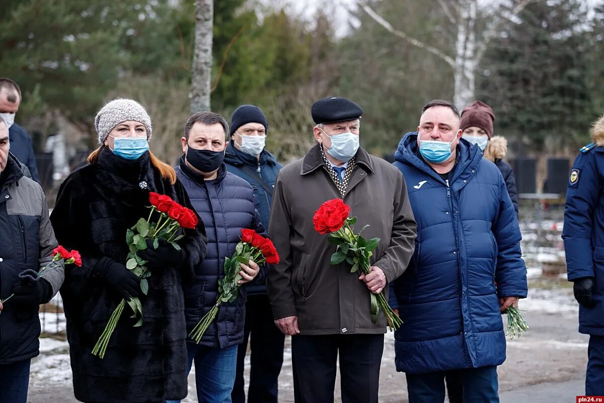 6 февраля 2000 год. 2000 Псков 6 рота похороны. Псковские десантники 2000 год. День памяти псковских десантников. Псковская 6 рота.