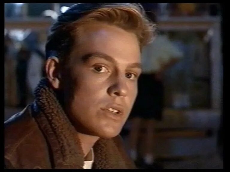 Джейсон Донован. Jason Donovan в молодости. Donovan Sealed with a. Джейсон Донован Sealed with a Kiss.