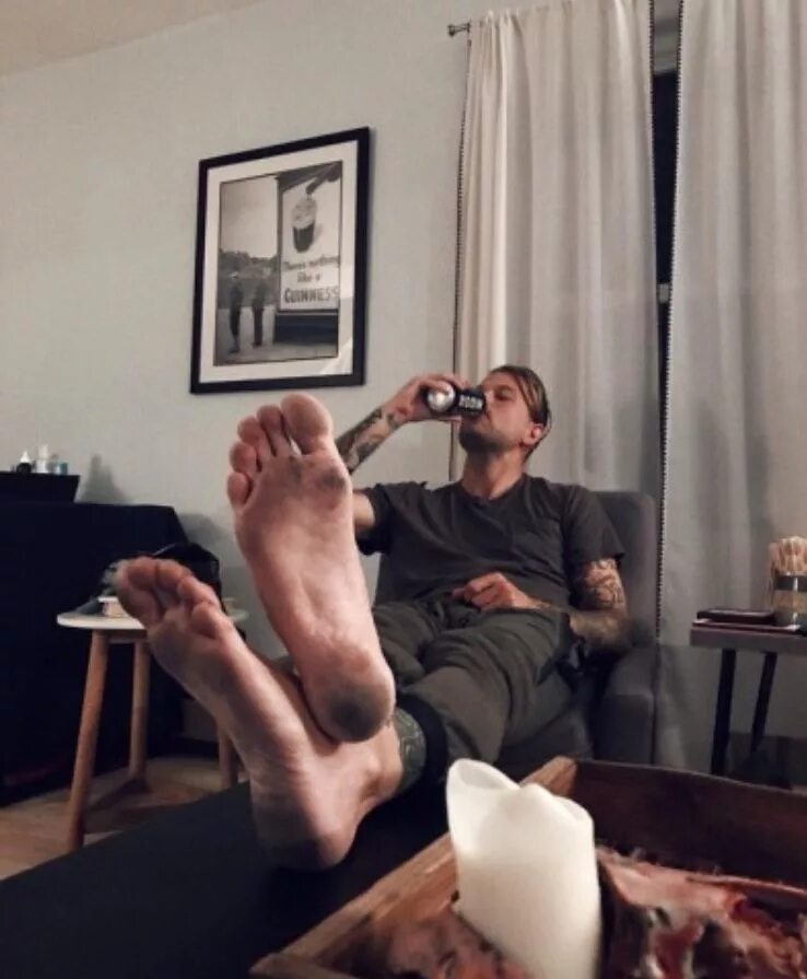 Грязные разговоры раб. Грязные разговоры примеры. Парни подростки фут фетиш. Грязные разговоры девушек. Грязные разговоры раб.