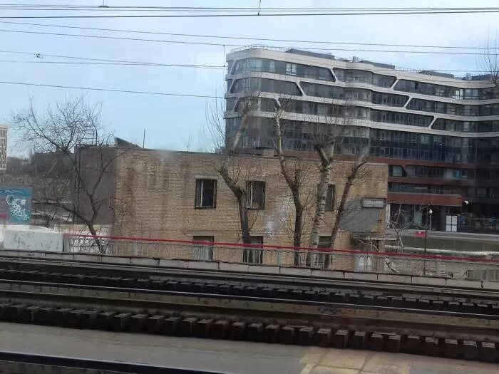 Завод серп и молот 5. Проходная завода серп и молот. дк серп и молот москва. здание завода &quot;серп и молот&quot; лефортово. заброшенный дк серп и молот.