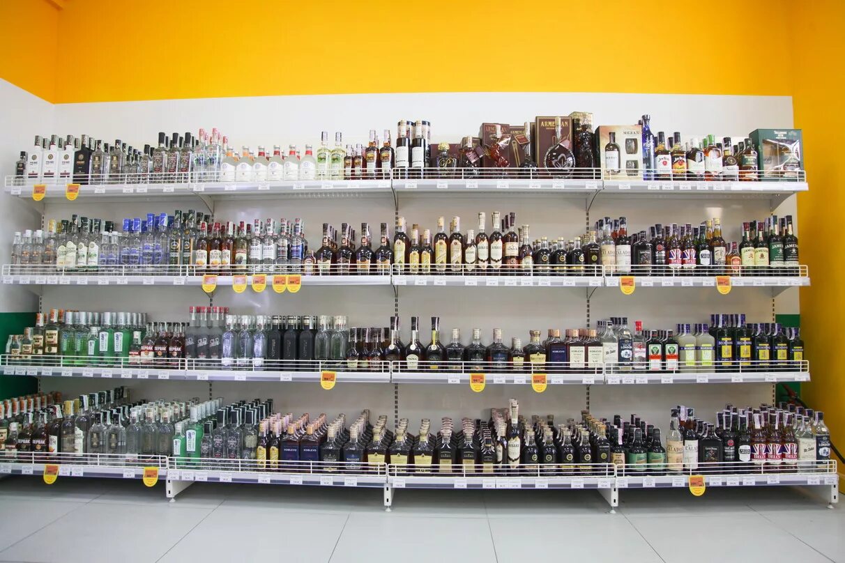 ночные магазины рядом со мной алкогольные