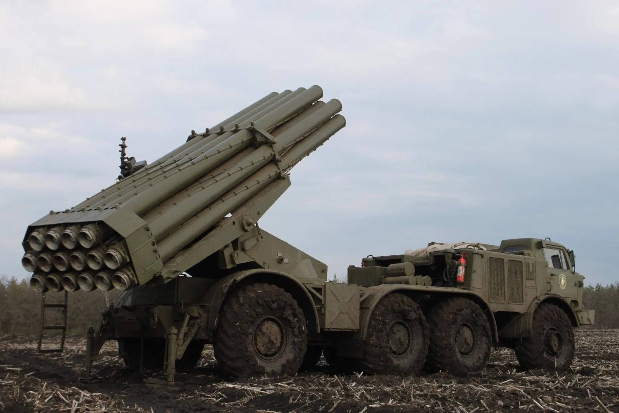 Ольха рсзо реактивные системы залпового огня. Рсзо бм-27 «ураган». ураган рсзо. смерч рсзо. торнадо рсзо.