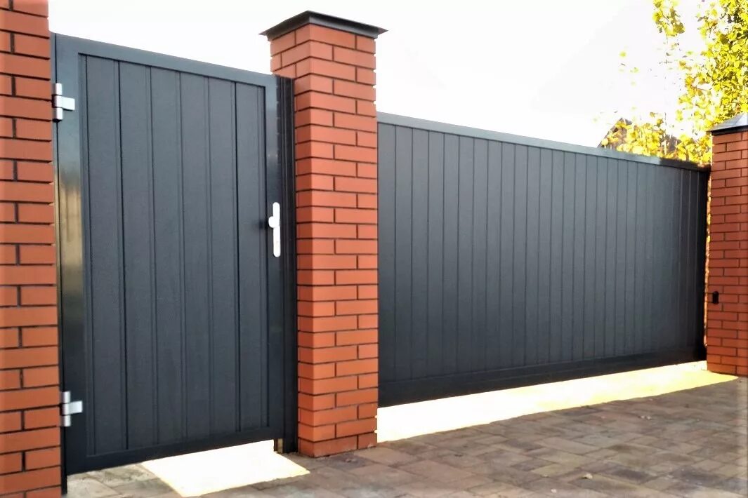 Распашные уличные ворота дорхан. Какие ворота лучше распашные или откатные. Ворота распашные 512кб. Ворота откатные и распашные сравнение. Какие ворота лучше распашные или откатные.